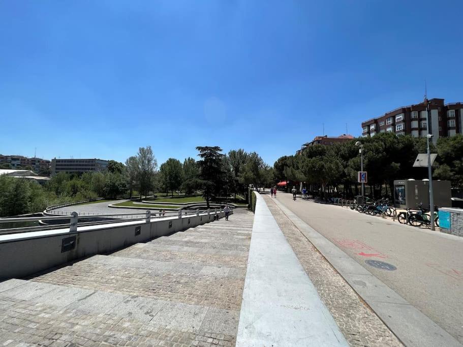 Modern And Cozy Flat In La Latina - 2 Double Beds Apartment